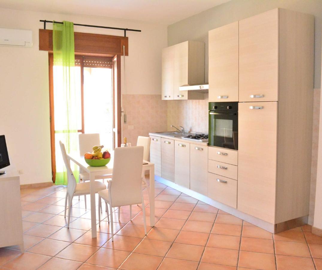 La Contessa Aparthotel Santa Teresa Gallura Buitenkant foto