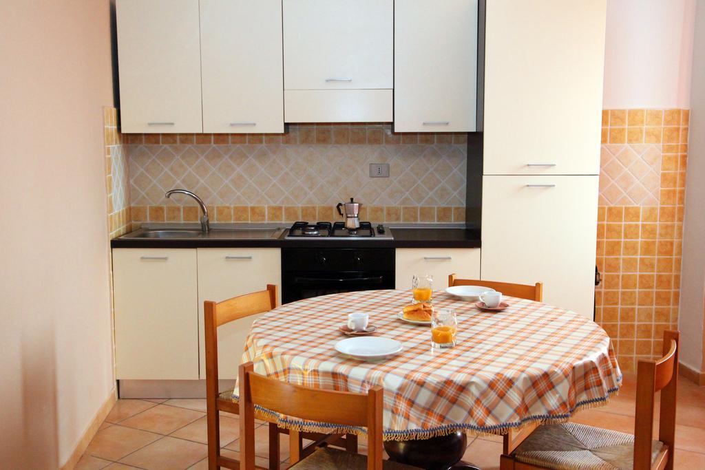 La Contessa Aparthotel Santa Teresa Gallura Kamer foto